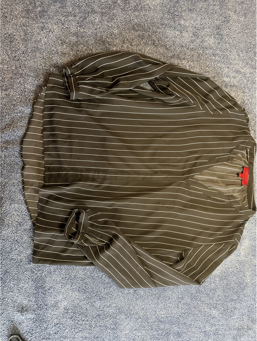 Jennifer Lopez XL Black and White Pinstripe Blouse